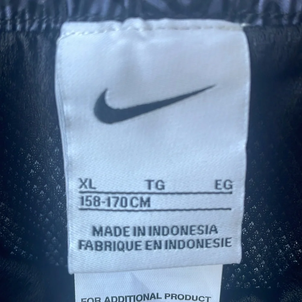 Nike Color Block 7